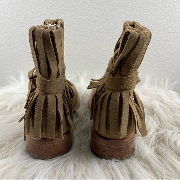 Women’s Matisse Tan Fringe Suede Booties Size 7 US! - Picture 6 of 7